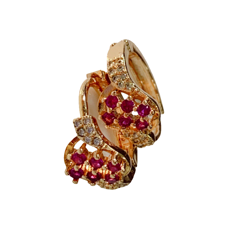 Elegant Floral Design Golden Ear Ring with Sapphire Accents