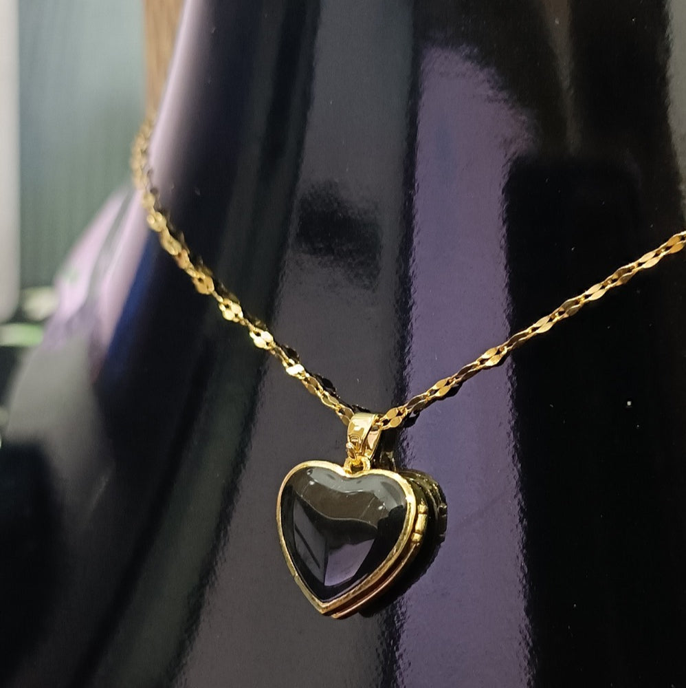 New Love Pendant Necklace Enamel Heart Pendant