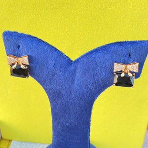 Golden Bow Stud