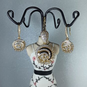 1 Karat Gold Artificial Necklace and Ear Ring Set